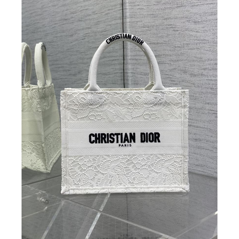 Christian Dior Shopping Bags